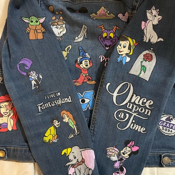 Disney inspired patch jacket - Picture 2 of 3